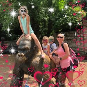 Meet your Posher, Tara